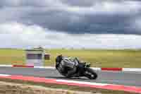 cadwell-no-limits-trackday;cadwell-park;cadwell-park-photographs;cadwell-trackday-photographs;enduro-digital-images;event-digital-images;eventdigitalimages;navarra;no-limits-trackdays;peter-wileman-photography;racing-digital-images;trackday-digital-images;trackday-photos